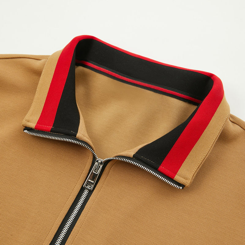 কাস্টম লোগো কালো সাদা প্রয়োজনীয় ফিট পুরুষদের পুলওভার ফ্যাশনেবল চেহারা জন্য hoodies