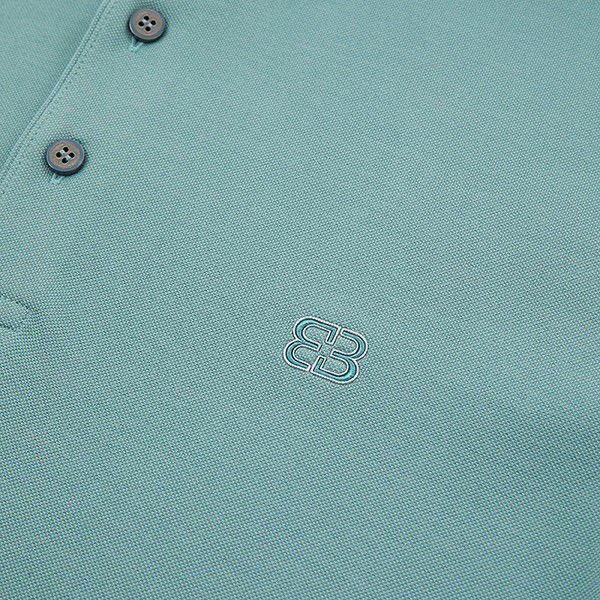 95% পলিস্টার 5% স্প্যান্ডেক্স পোলো শার্ট ব্রোডারি লোগো সহ গ্রীষ্মকালীন বরফ অনুভূতি 3 বোতাম