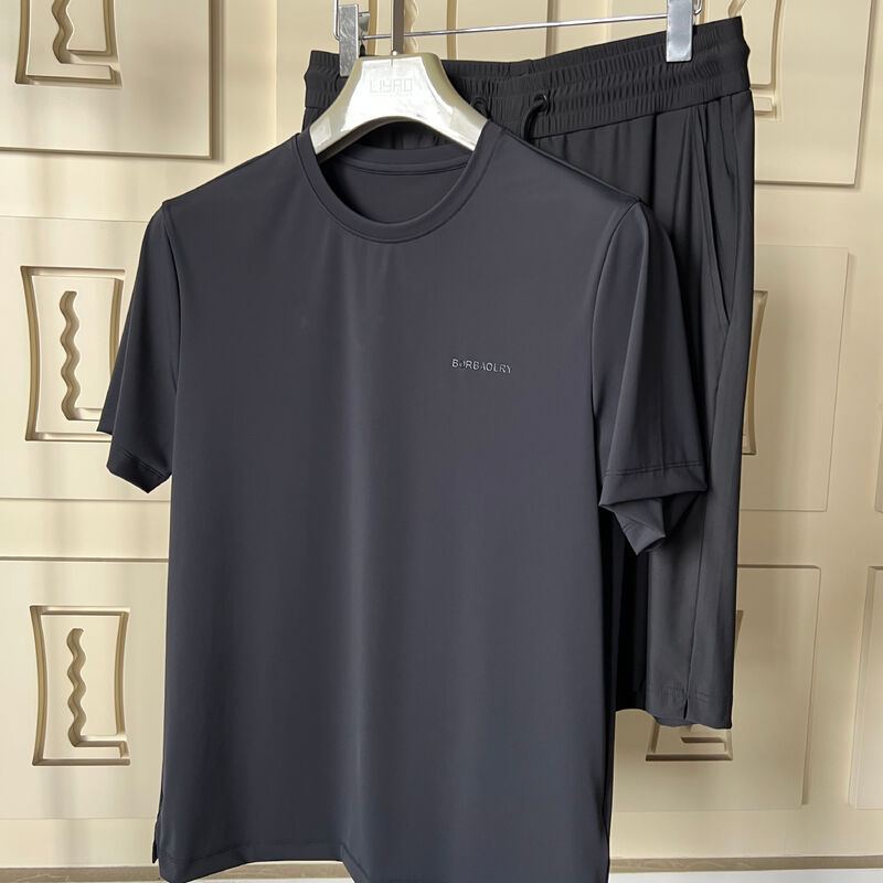 পুরুষদের স্পোর্টস টি-শার্ট কালো নৈমিত্তিক স্পোর্টস সেট - সংক্ষিপ্ত - হাতা টি-শার্ট এবং প্যান্ট, ইউভি - সুরক্ষা বৈশিষ্ট্য সহ শ্বাস প্রশ্বাসের কাপড়